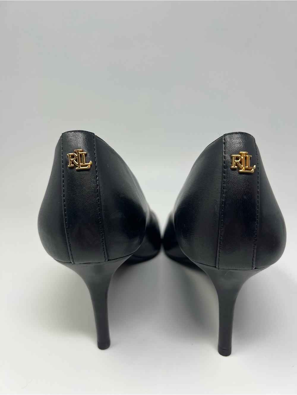 Ralph Lauren Lanette Pumps
Size 9 - Picture 6 of 9